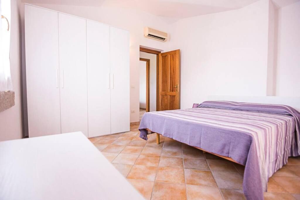 Villa Molly San Teodoro  Buitenkant foto