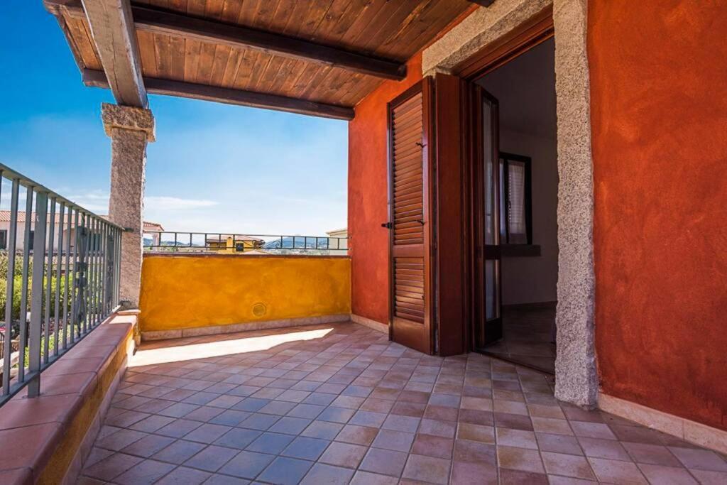 Villa Molly San Teodoro  Buitenkant foto